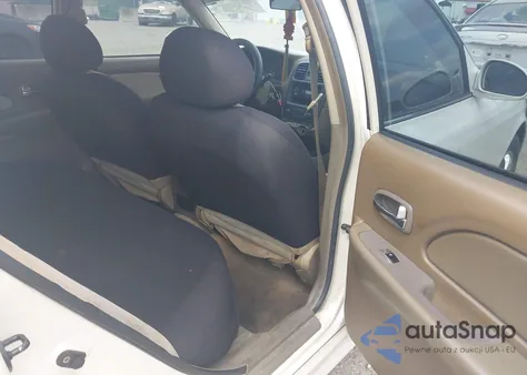 2004 Hyundai Sonata z USA, uszkodzony, nr VIN KMHWF25HX4A014986